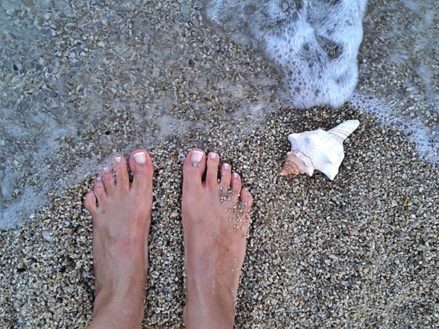 healthy summer feet